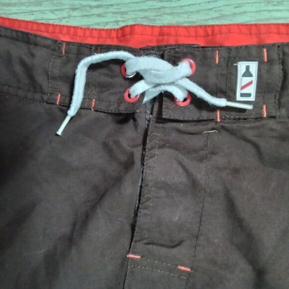 Red Stripe Men's Boardshorts Swimsuit Brown Red White Size 38 Waist Velcro - Picture 9 of 14